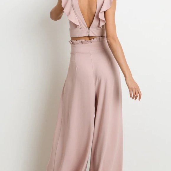 Flutter Sleeve Top and Paperbag Bottom - 2 Piece Set - Picture 3 of 3